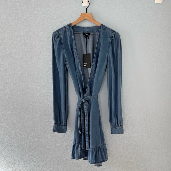 NWT PAIGE Kendry Juno Long Sleeve Denim Wrap Dress - Picture 2 of 3